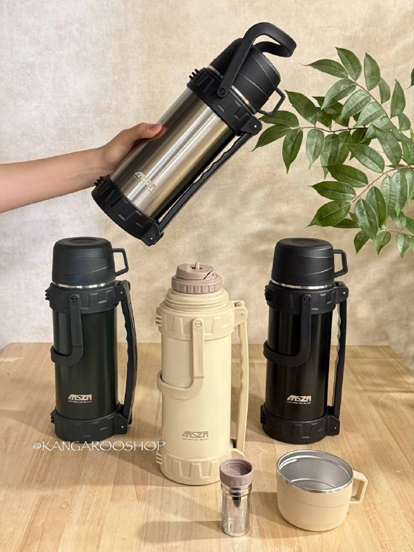 Kangarooshop: 🌸فلاسک کمپینگ کد b243✔️حجم 1200 ml✔️استیل 304✔️ابعاد : 8*30*10,5 cm✔️دارای جعبه تک✔️📦۳۰ عدد✔️قیمت : ۱/۹۲۰/۰۰۰ ت🆔كانال فر