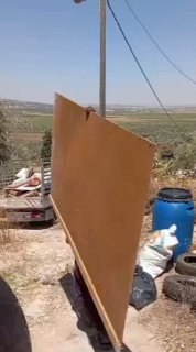 תחת אש התקפות מתנחלים עזות... עקירה בכפייה של משפחות פלסטיניות מ"ח'רבת עובייד דאר סעיד" בסביבת העיירה יעבד…