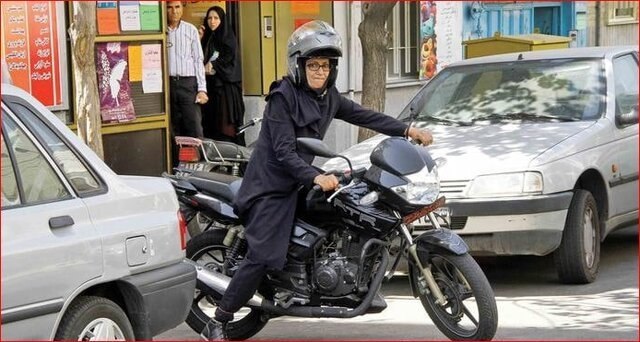 سیناپرس: وقتی زنان آموزش اصولی موتور سواری و گواهینامه ندارند، بیمه‌ هم نمی‌شونداحمدبیگدلی عضو کمیسیون اجتماعی مجلس گفت:🔹 با توجه