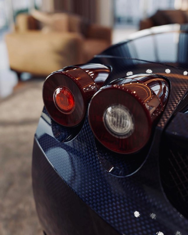 Enzo Ferrari от LMM Design 3