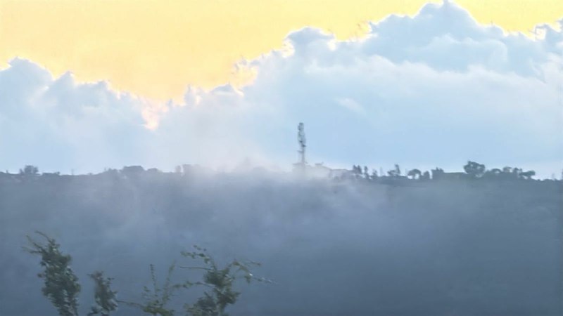 ארטילריה ישראלית מפגיזה את סביבת העיירה ארנון א-שקיף