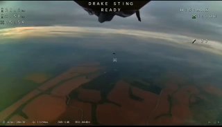 🇺🇦🇷🇺️ - A Ukrainian anti-aircraft stinger FPV drone captured the interception of a Russian Gran-2 munition by an anti-aircraft missile fired by a mobile fire group of the Ukrainian Armed Forces, while it was simultaneously engaged by ground machine gun fire.
