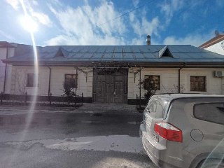 Сергели Суғдиёна МФЙ, 6 сотиҳ ҳовли сотилади. Маклерсиз. Нархи 215000$