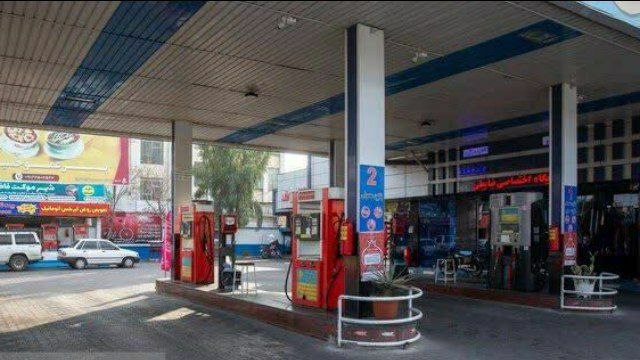 کانال اخبار امیران: 🔺 تکذیب شایعات درباره کمبود بنزین/ تولید و توزیع در حداکثر ظرفیت🔸مدیرعامل شرکت ملی پخش:🔹️تولید، انتقال و توزیع بنزین در 