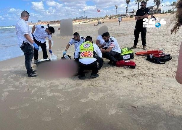 🇮🇱 גופה של אדם נשטפה לחוף דור ליד פוריידיס ואותרה על ידי עוברי אורח. המשטרה פתחה בחקירה.