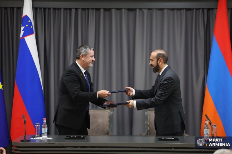 ארמניה וסלובניה מתכננות לקיים תערוכה משותפת של טכנולוגיות הגנה. כך אמר שר החוץ הסלובני, טון קייזר, במסיבת ע…