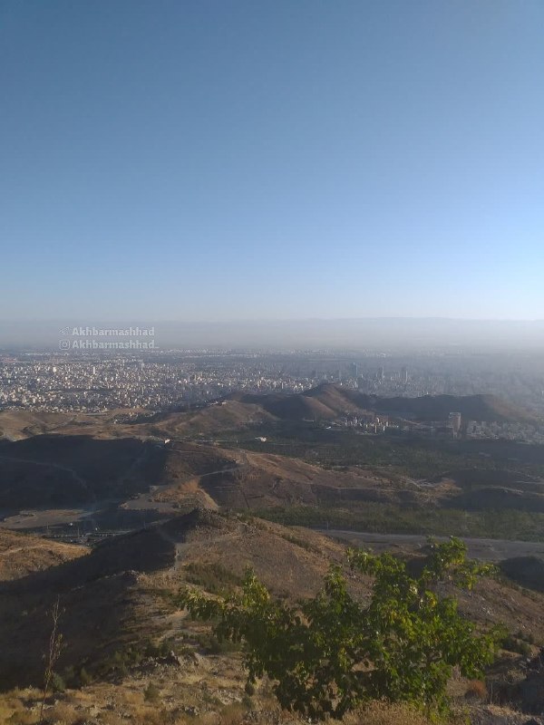 اخبار مشهد: 🔸آسمون تماشایی امروز شهر از نمای قله ی زو📸امیرحافظ خداپرست@Akhbarmashhad