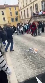 A teacher was almost injured minutes ago in an attack in front of the Henri IV high school in Beziers, France