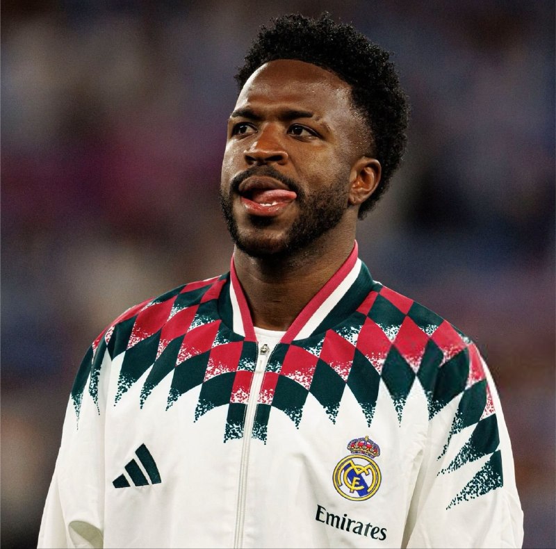 رئال مادرید | Real Madrid: ⚽️مارکا: 🔻مورینیو تا ابد در کنار وینیسیوس.🔻خوزه تصمیم گرفت تا در کنار وینیسیوس باشد.🔻مربی نه تنها به طور علنی از بازیکن