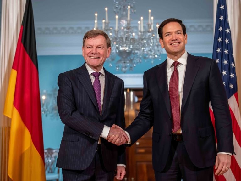 ️🇩🇪🇺🇸 שר החוץ של גרמניה, יוהאן ואדפול, אמר שהוא ידון בהסדר חדש של חלוקת נטל בתוך נאט"ו ותמיכה יציבה ואר…