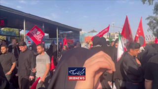 🎦 תושבי סינזנאן ממתינים לגופת המנהיג ההרוג של איראן