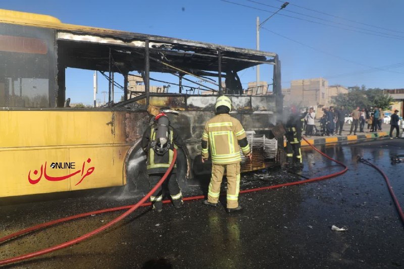 خراسان آنلاین: 💢حریق اتوبوس خط ۵۰۲ در مشهد / این حادثه هیچ گونه خسارت جانی نداشته است 👤 اتحادی، مدیر روابط عمومی سازمان اتوبوسرانی شهرد
