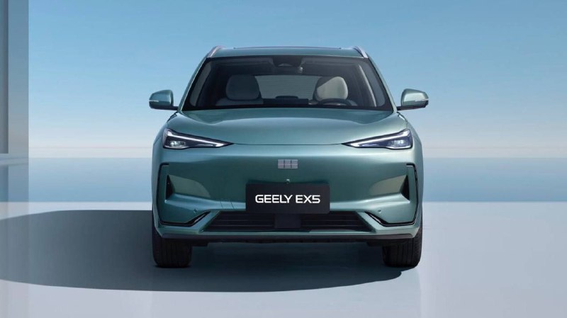 Geely анонсировал первый электрический кроссовер для России 3