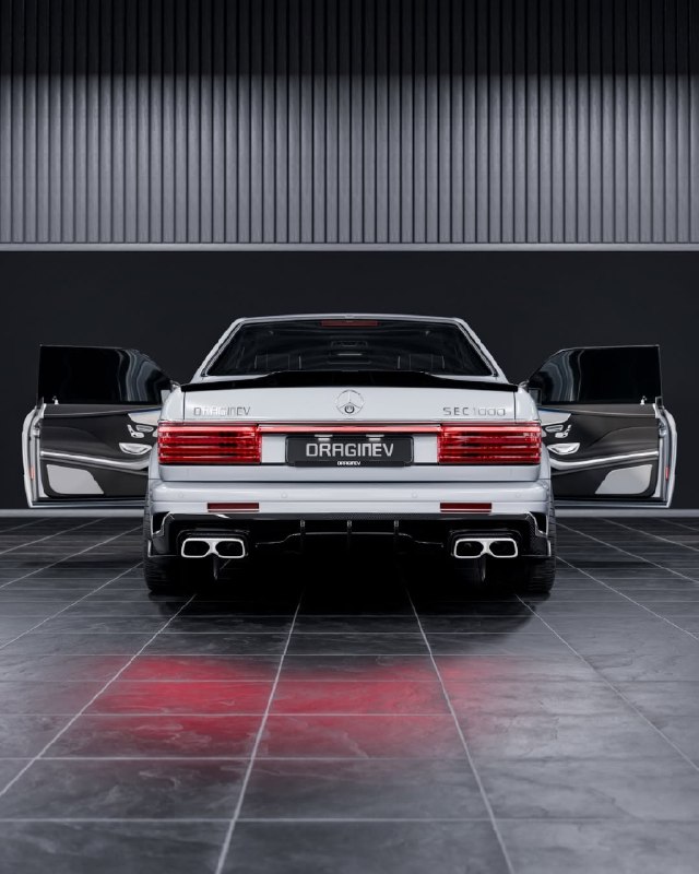 Mercedes-Benz W126 SEC 1000 работает на водородном топливе 2
