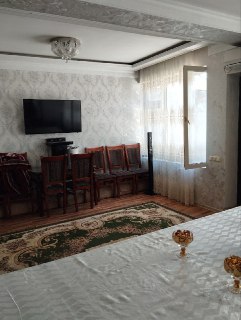 Продаю участок на Куйлюке рядом с Компасом 7-комнат 3,7-сотки фасад-10