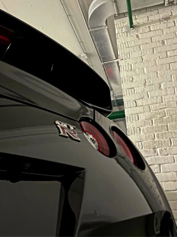Nissan GTR 4