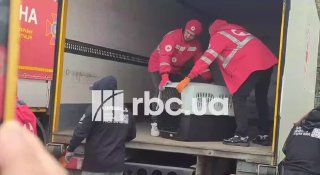 המשלחת האוקראינית יחד עם תושבי אולשוק המפונים יצאו לאנפה. משם הם יטוסו לבלארוס במטוס, ולאחר מכן ייסעו באוטו…