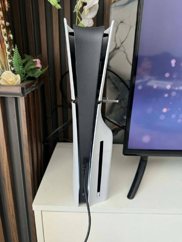 Продаю PlayStation 5 — фото 1