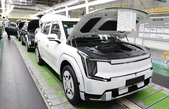 Компания Kia объявила об отзыве электромобилей EV9 в США 2