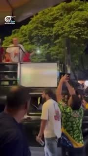 העולם בכאוס על פי הדיווחים תומכי בולסונארו תקפו שיירת רכב של מפלגת הפועלים (PT) במונטס קלרוס, ברזיל, ערב הנ…