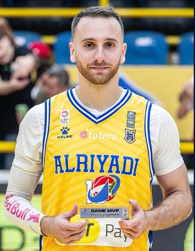 🏀 כוכב נבחרת לבנון ומועדון הספורט, ואיל עראקג'י, מודיע על עזיבתו הזמנית את הכדורסל, לאחר הפציעה הקשה שעבר…