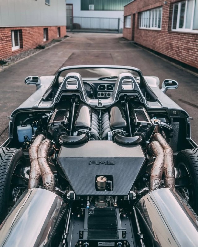 Mercedes-Benz CLK GTR AMG Roadster '1998–99 3