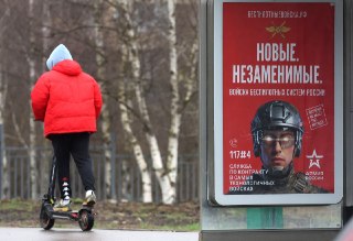 Темпы набора контрактников в российскую армию упали до минимума за три годаВ первом квартале 2026 года власти РФ выплатили федеральные бонусы 71,2 тысячи новым контрактникам — это минимум за три года, если сравнивать данные по аналогичным периодам. По оцен