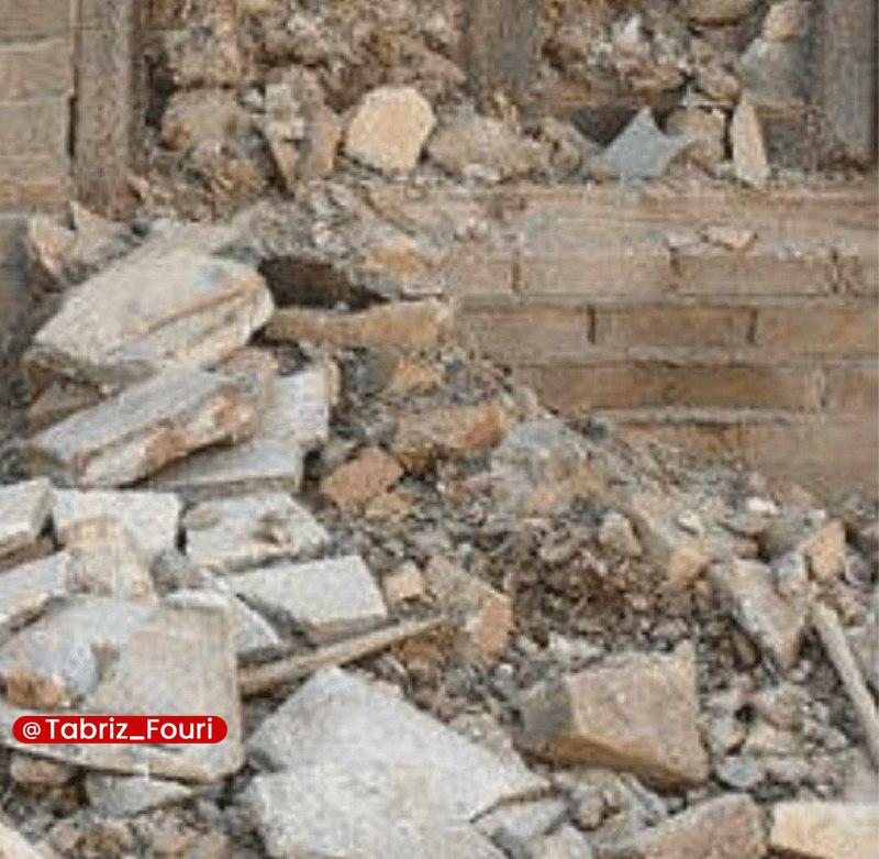 تبریز فوری: مرگ یک نفر در سراب بر اثر ریزش ساختمان🔹سخنگوی اورژانس فوریتهای پزشکی دانشکده علوم پزشکی سراب اعلام کرد که ساعت ۸:۳۴ صبح