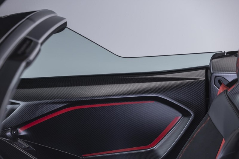 Lamborghini показала самый мощный родстер в своей истории — Fenomeno Roadster на 1080 сил. 4