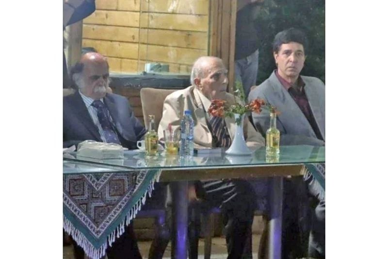 Asia News: 🔸ضرورت تأسیس دانشگاه شاهنامهپژوهیدر همایش «برنامه جامع شاهنامهپژوهی» که در کاخ سعدآباد برگزار شد، شاهنامهپژوهان برتر