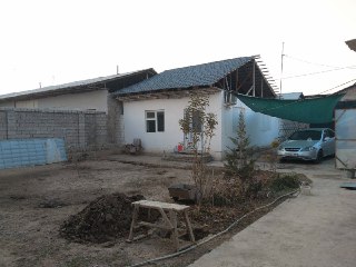 Uy sotiladi 3.5 sotka 2 hona Qibray Baitqorgonda uglavoyda joylashgan.