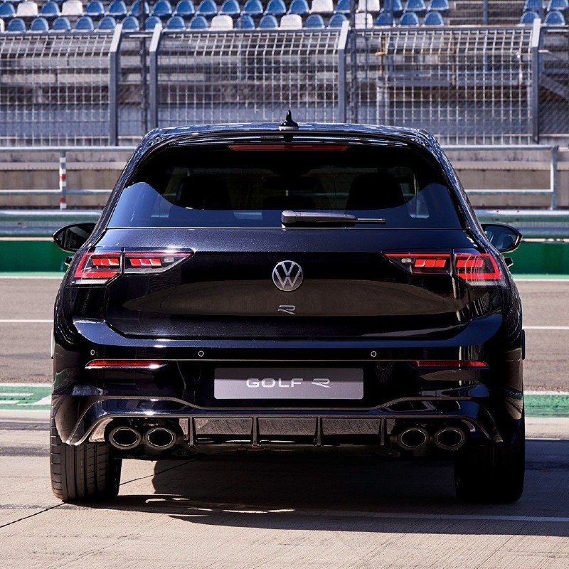 Новый Volkswagen Golf R 4