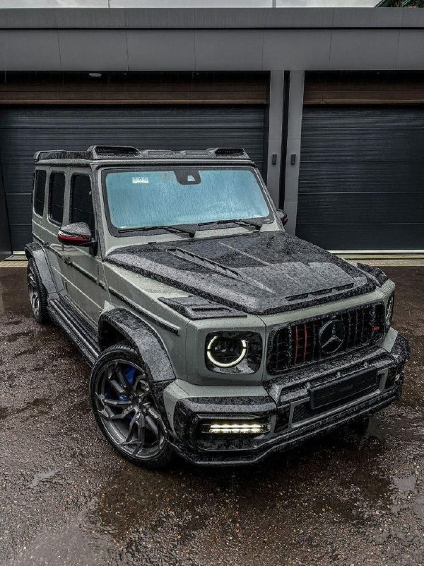 Mercedes Benz G class 4
