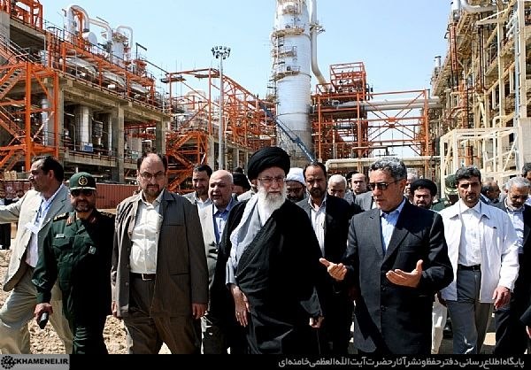 🌐 کانال خبری پارس جنوبی: 🟥 بازدید رهبر شهید از میدان گازی پارس جنوبی / فروردین 1390http://t.me/south_pars