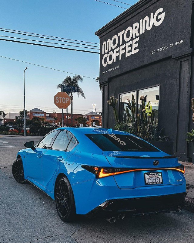 LEXUS IS 500 F-SPORT 4