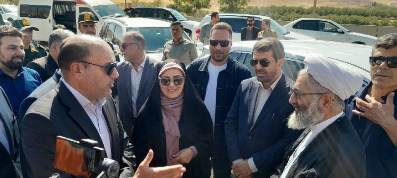 همدان پيام: با همراهی نماینده نهاوند در مجلس،استاندار همدان و مسولین استانی و شهرستانی «فرزانه صادق مالواجرد» وزیر راه و شهرسازی وار