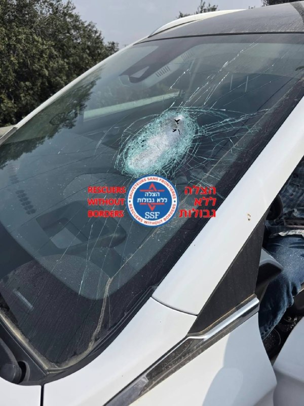 הגדה המערבית: אבנים יודו לעבר כלי רכב של מתנחלים בכביש 60, מתנחל אחד נפצע