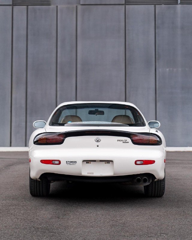 Mazda RX-7 6