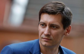 Политик Дмитрий Гудков рассказал, что его сын Иван покончил с собой: «Иван добровольно ушел из жизни. На протяжении многих лет он боролся с тяжелыми внутренними проблемами, которые, к сожалению, так и не удалось преодолеть».