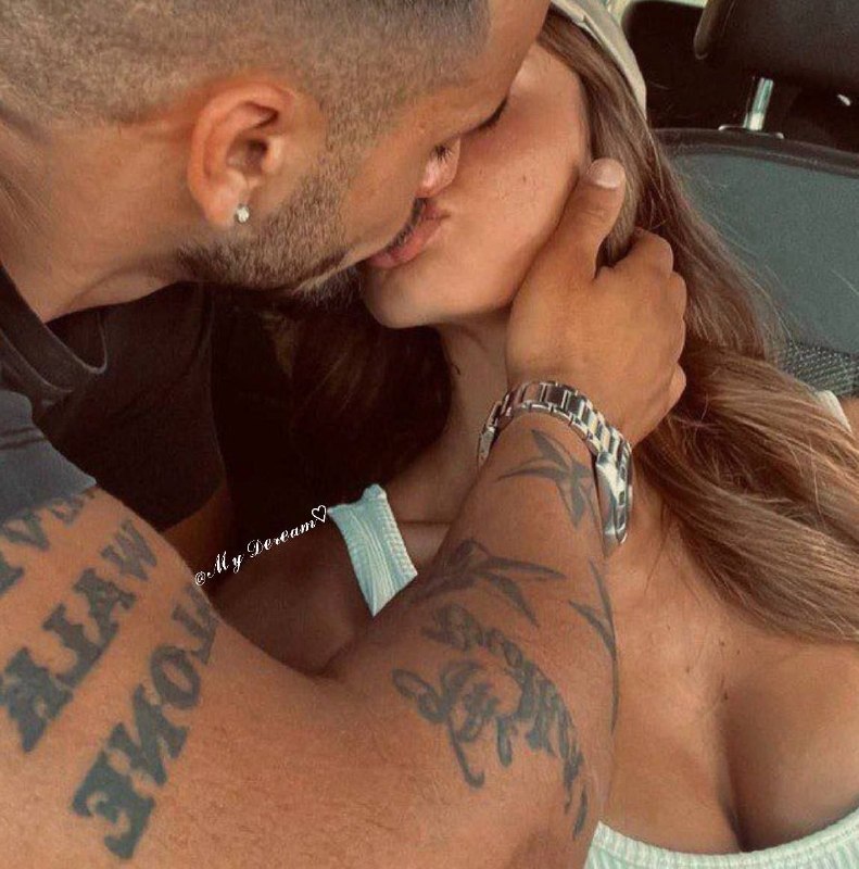 متن💞 شعر 💞دلنوشته: فقط در حد دو ڪلمه میتونم تمام حسمو بهت انتقال بدم دوستت دارم🔥
