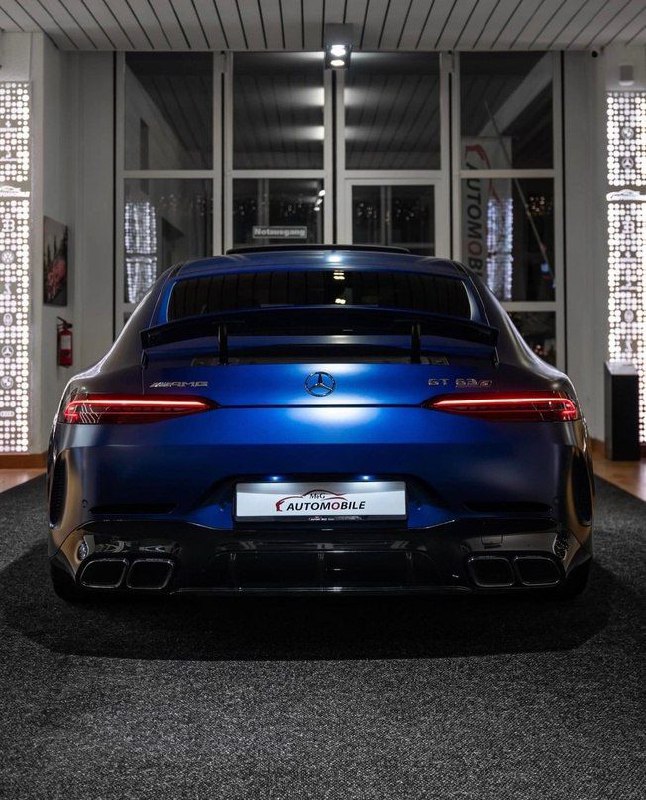Mercedes-AMG GT63 S 8