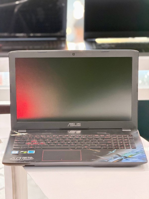 لپتاپ استوک ارزان به قیمت عمده: 🎮 ASUS ROG GL552⚙️ CPU: Intel Core i7-6700HQ (6th Gen)🧩 RAM: 16GB💾 SSD: 512GB🎮 GPU: NVIDIA GeForce GTX 960M 4GB🖥 Display