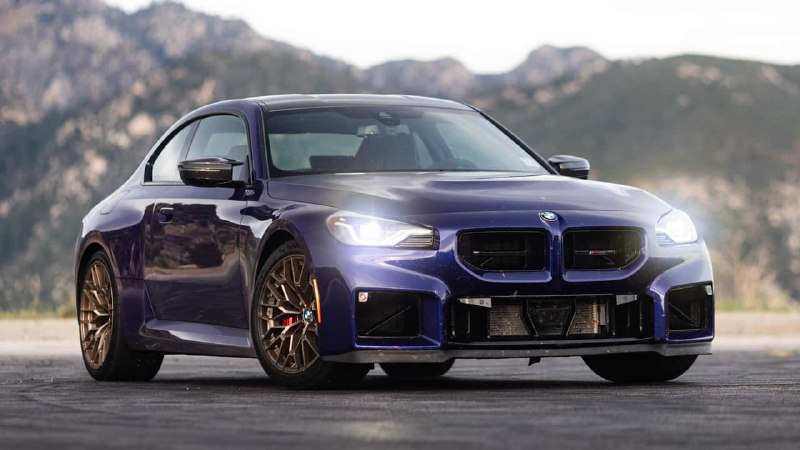 любители BMW M! ☀️🏎Сегодня мы хотим поговорить о настоящей легенде - BMW M2 CS.