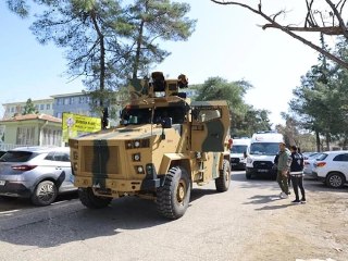 В Турции подросток напал на школу, есть пострадавшиеВ провинции Шанлыурфа в Профессионально-техническом анатолийском лицее подросток открыл стрельбу, пишет турецкое издание Sabah.По данным СМИ, подростка «нейтрализовали». При этом местные власти сообщили, 