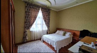 Хондамир махаллада,Учтепада,ховли сотилади.Срочно!