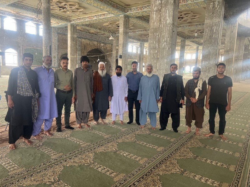 تایباد آنلاین: 🔴 حضور حجت الاسلام سجادی مدیر مؤسسه خیریه ثبتی امام هادی ع #تایباد در جمع علمای مسجد جامع بزرگ خاش زاهدان وایراد سخنرانی
