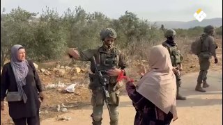 סרטון | אישה פלסטינית מבוגרת קוראת תיגר על הכיבוש בטורמוס איה: "המדינה היא המדינה שלנו והארץ שלנו ונחזור".