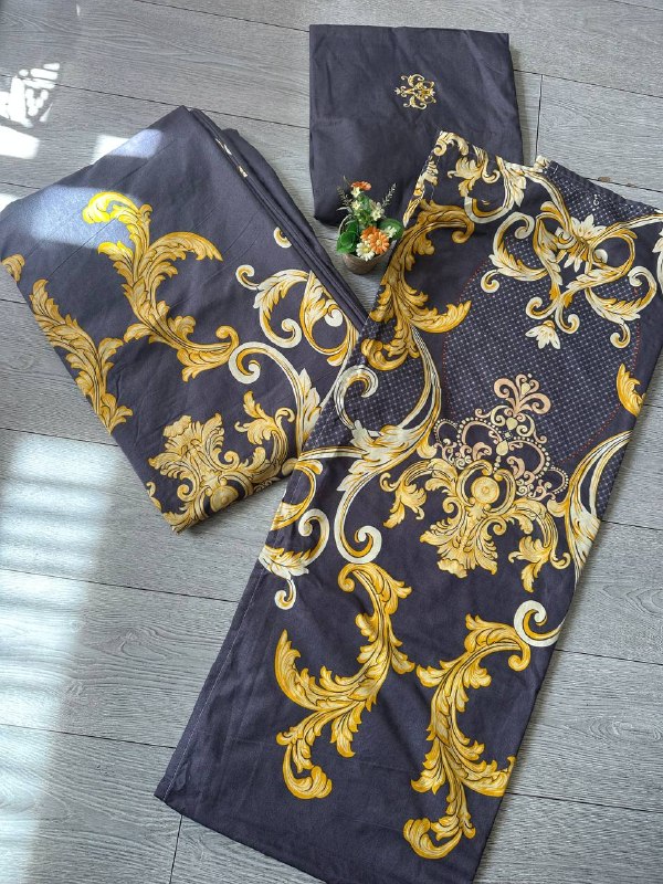 Постельное белье 1,5(серое)-20 лари. 2(желтое)-25 лари. Было в использовании месяц. Турция. Покупа — фото 1