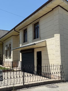 Продается дом.Бадамзар. Казы махалля.