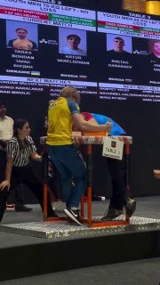 תושב לבוב, טאראס בוגדן, ניצח בצורה אפית ספורטאי רוסי באליפות העולם בהאבקות זרועות בניו דלהי טרסבוהדן/ פרבדה…